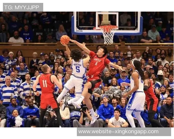 淡厚然替补出彩18分钟内完美表现砍下10分3板3断并上演精彩隔扣2加1