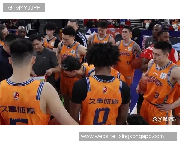 乔治状态低迷仅得8分负值18球队惨败表现令人失望