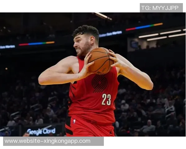 今晚飞往洛杉矶参加新秀赛克林根兴奋期待尽管行程紧凑